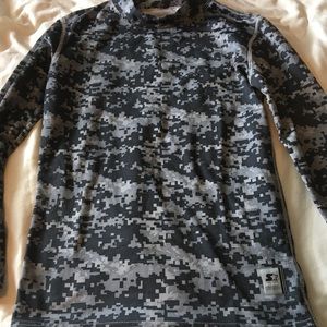 STARTER camo long sleeve shirt